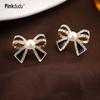 Brincos de Stud Francês com Laço e Pérolas Detalhes em Strass Joias Chiques Elegantes PD2130