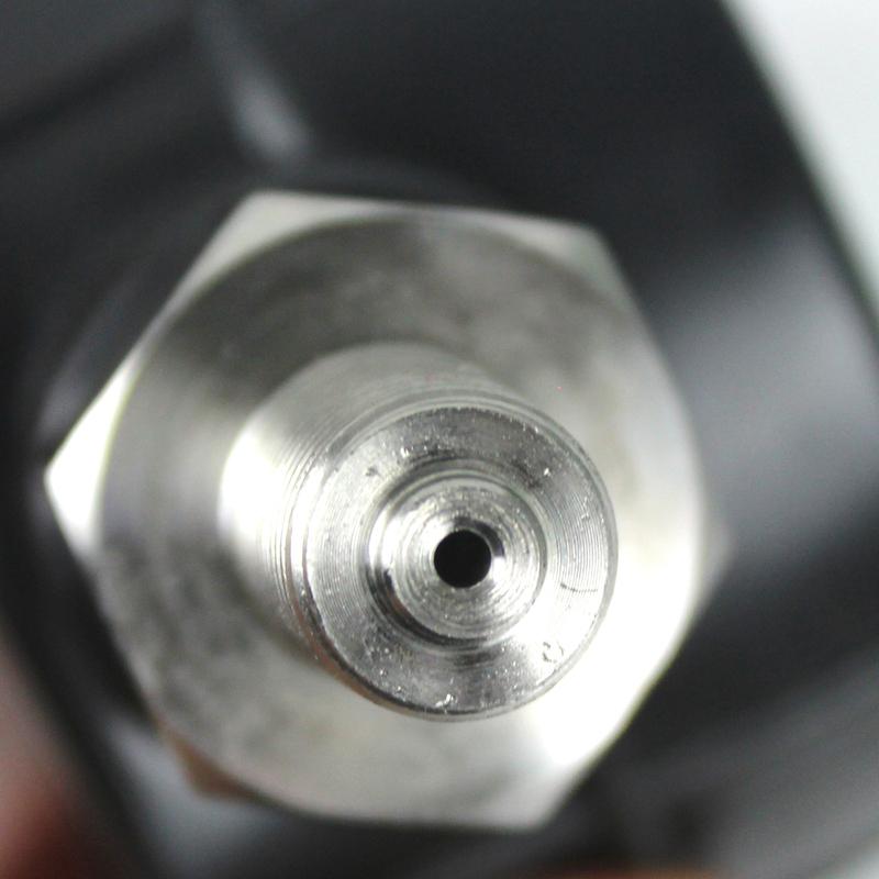 Digital Hydraulic Pressure Gauge -0.1-100MPA/14500PSI with G1/2 Interface 0.4%FS Accuracy Air Gas Water Oil Pressure Gauge