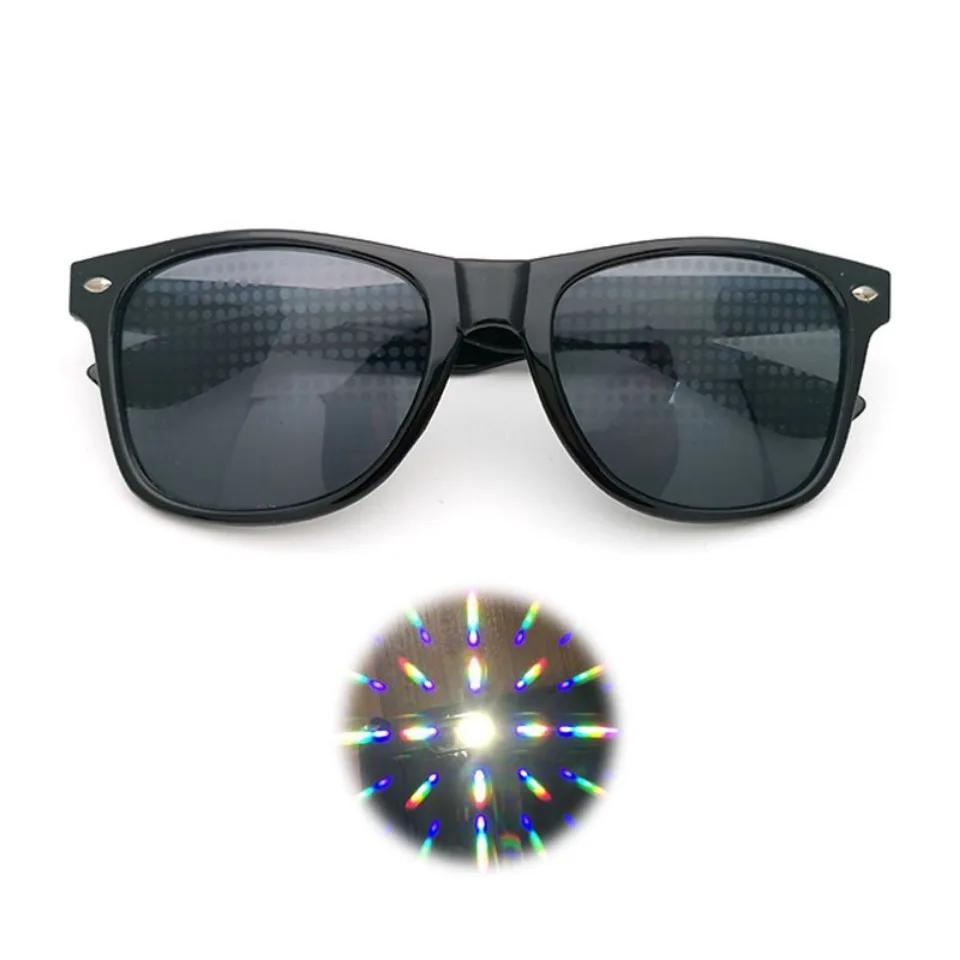 3D Heart Effect Diffraction Glasses Women Sunglasses Rectangle Rainbow Kaleidoscope Festival Party Style Eyewear Clear/Gray Lens