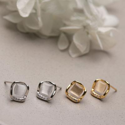Light Luxury French Retro Style Cat Eye Stone Geometric Hollow Earrings Elegant Earrings Trendy
