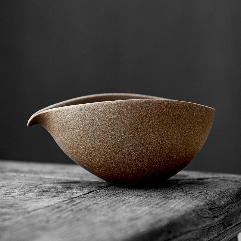 Coarse Pottery Eagle Beak Fair Cup Tea Set Retro Japanese Ceramic Kung Fu Tea Set Tea Sea Single Pour Tea Separation Cup