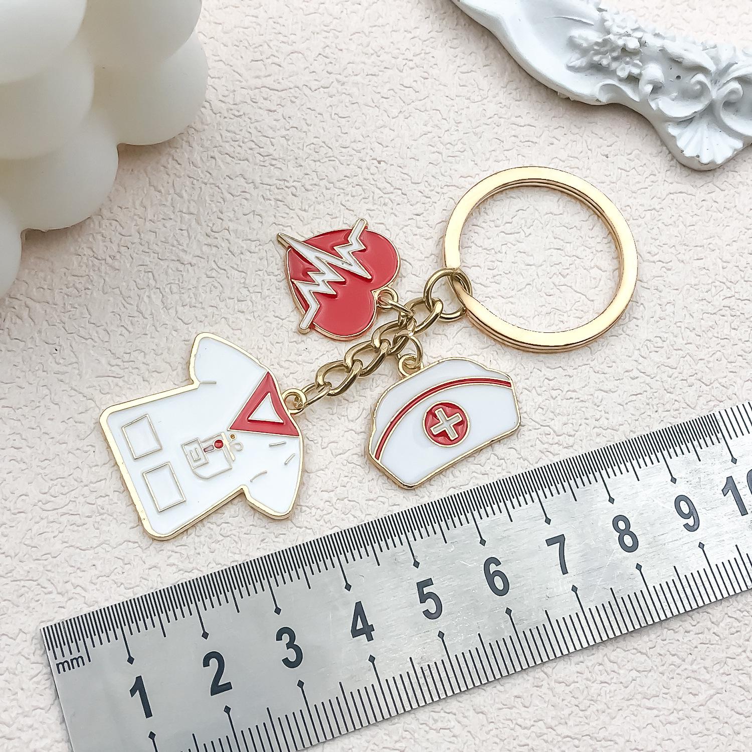 Drip Oil Heart Pendant Keychain: Niche Design for Medical White-clad Angels - Trendy Clothes & Hats