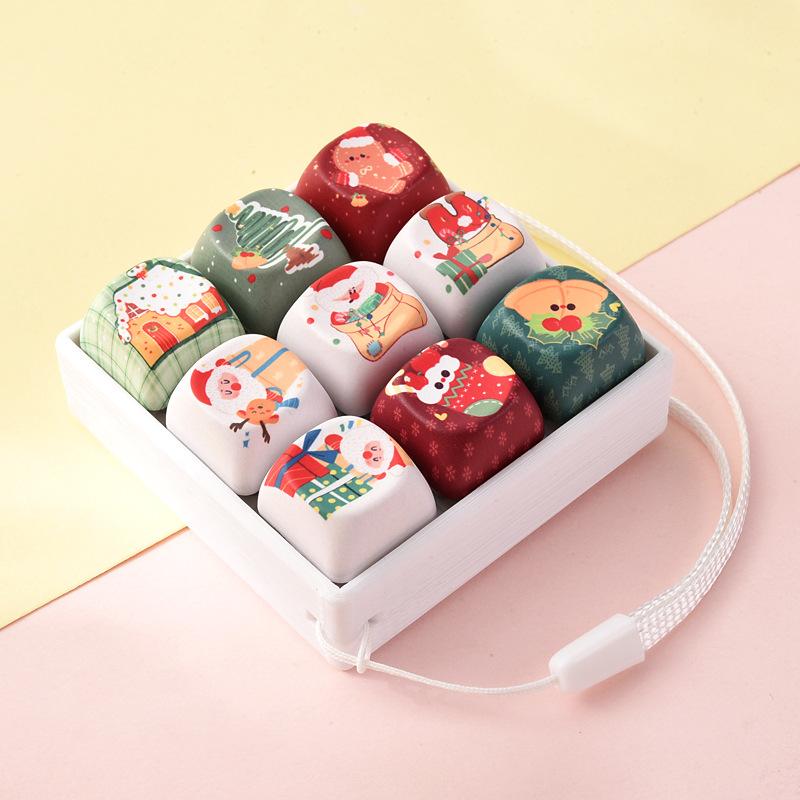 Fun Christmas Animal 9-Key Keyboard Stress Relief Toy Fidget Pendant Portable Bag Decor for Killing Time Waiting In Lines