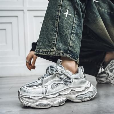 Zapatillas son zapatos viejos y sucios 2024 nuevos versátiles para aumentar la altura de papá plataforma zapatos de hombre zapatos individuales de estudiante casuales y de moda