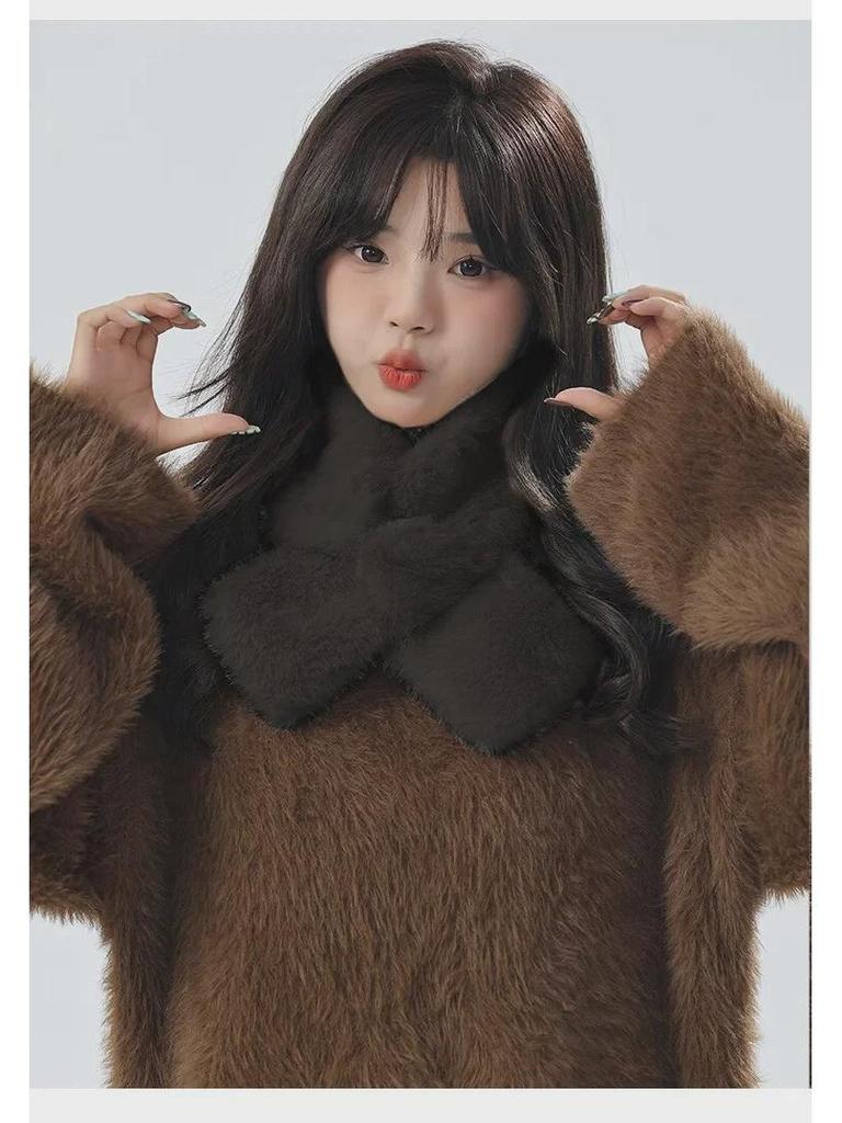 Cozy Korean-Style Women's Scarf: Soft, Furry, Warm, and Age-Reducing Neckband for Autumn and Winter