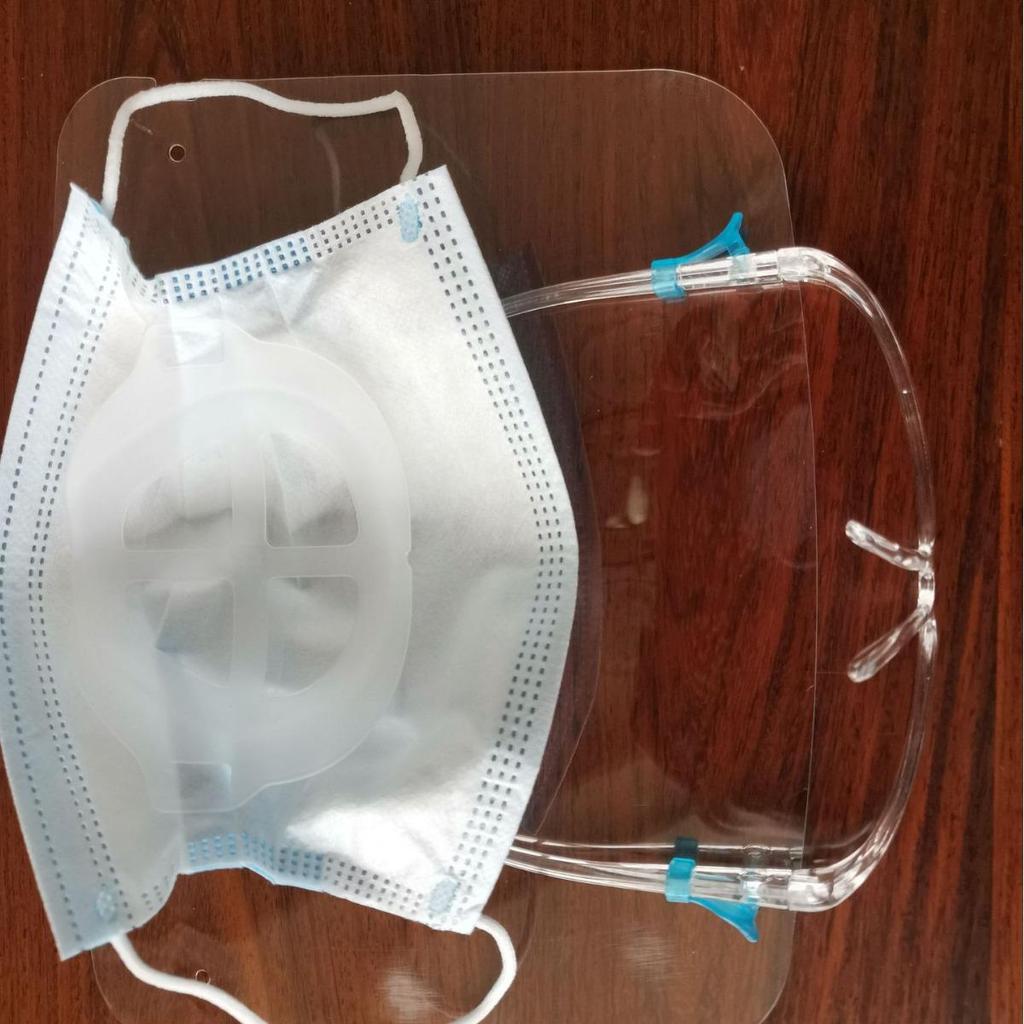 Ochranný obličejový štít proti zamlžování a kapkám pro domácí mazlíčky