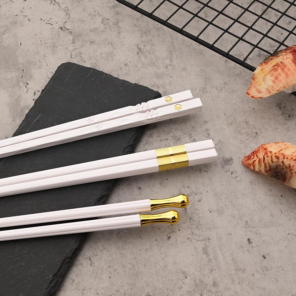 5 Paar Weißgold Koreanische Essstäbchen Japanische Essstäbchen Wiederverwendbare Essstäbchen Waschbare Lebensmittelqualität Rutschfeste Essstäbchen Einfach zu bedienen