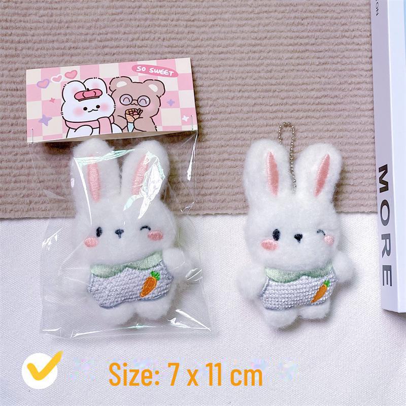 Entzückende Kaninchen-Plüschpuppe: Weich, Niedlich, Ganzkörper-Hasenmädchen Herz-Tasche Brosche Accessoire.