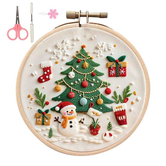 Christmas Embroidery Kit Winter Landscape Embroidery Starter Kit Santa Claus Embroidery Craft Set with Pattern Threads Needles for Beginners Adults