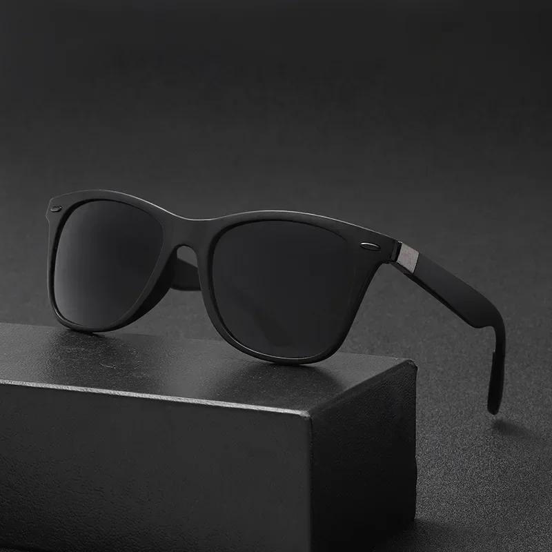 Fashion Vintage Square Sunglasses UV400 Protection Classic Retro Shades for Men Driving Fishing Brand Designer Eyewear