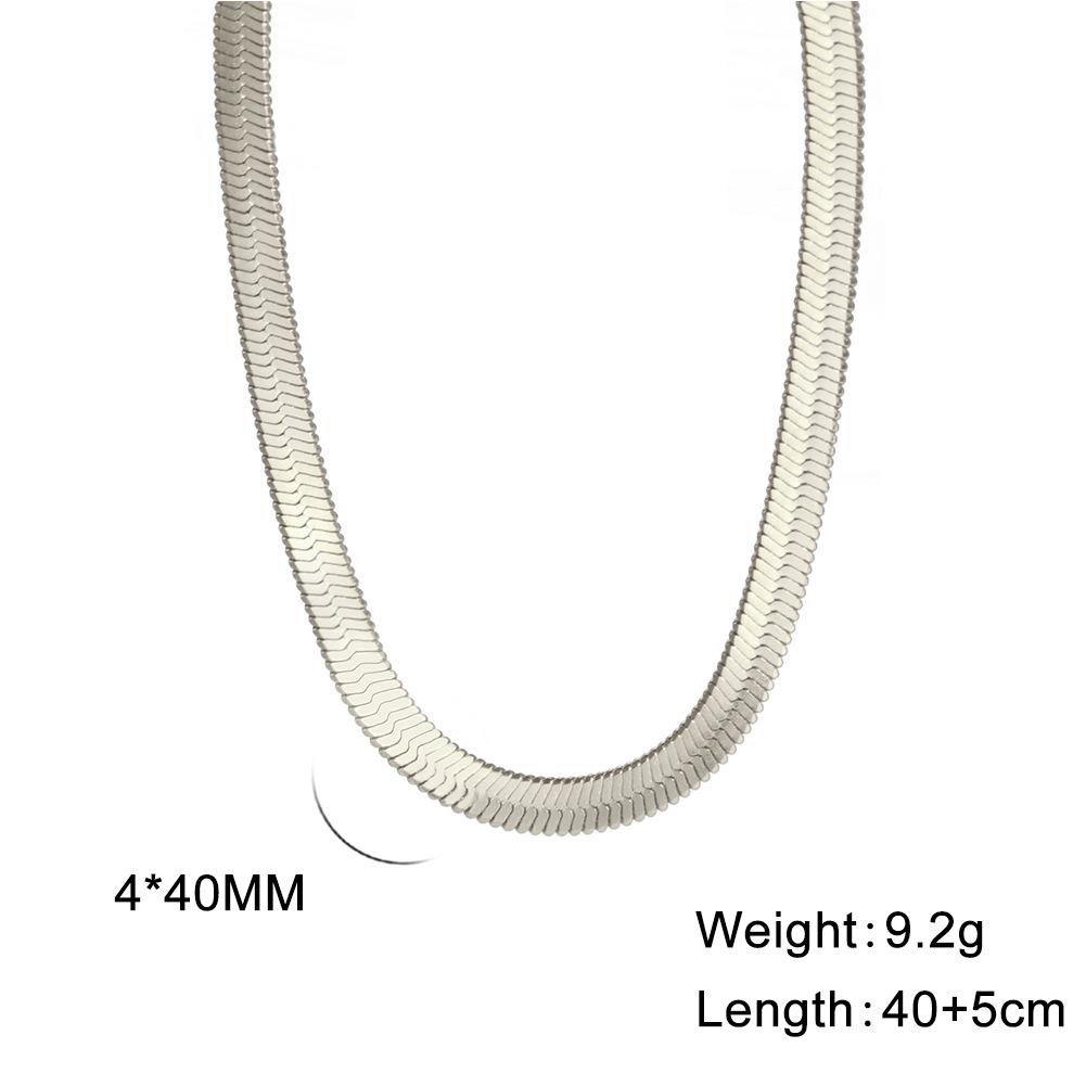 Simple Snake Chain Gold Necklace Unisex Fashion Jewelry Popular Collarbone Chain
