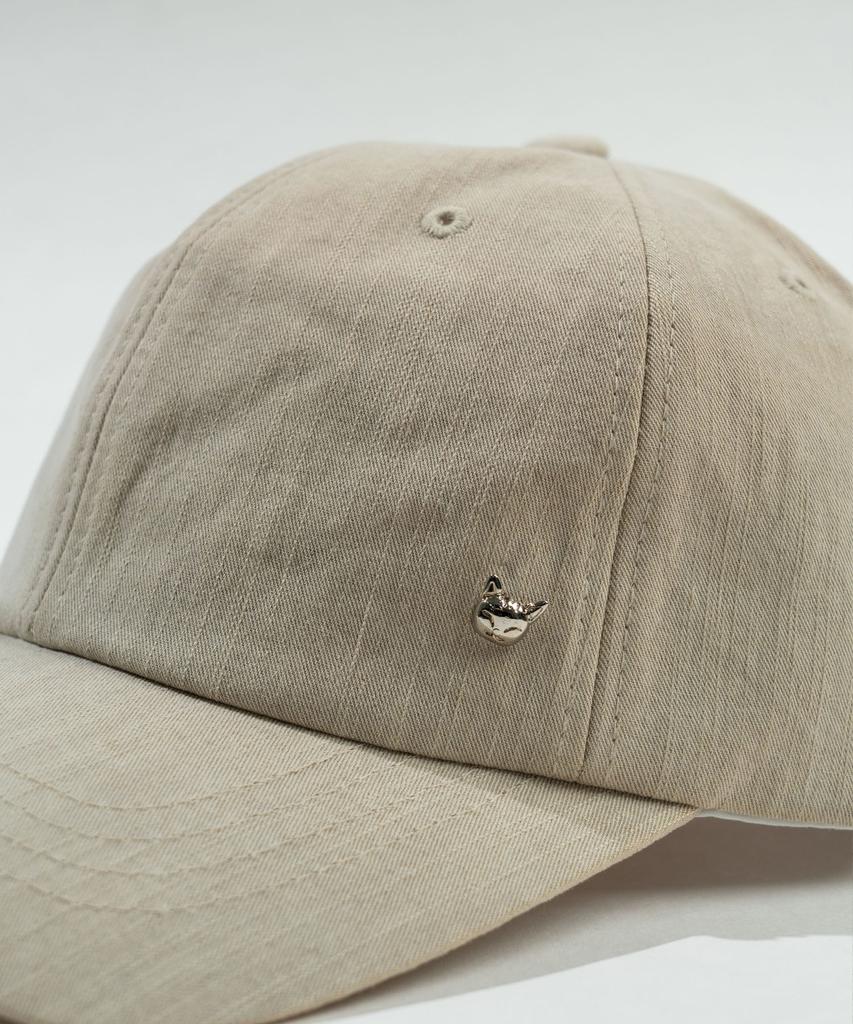 DOLIGRAM Basic Cat Rivet Washed Cap Beige