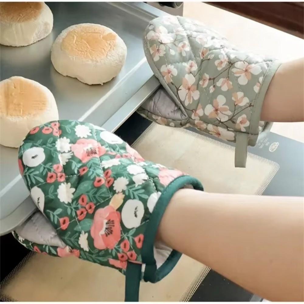 1PC New Hot Resistant Bakeware Oven Mitts Heart-shaped Cotton Kitchen Insulation Pad Flower Printed Hand Clip Baking Oven Gloves