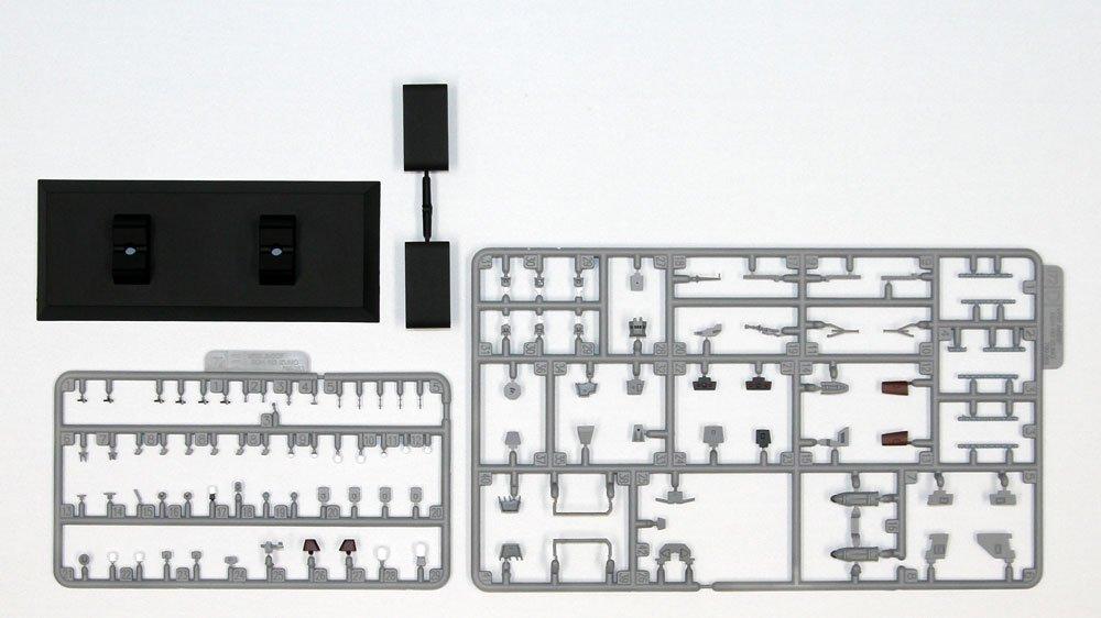 Pit Road Skywave Series JMSDF Destroyer Kaga Plastic Model JP12 1/700 DDH-184 Pre-painted
