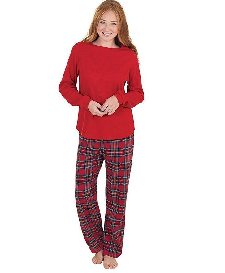 Personalized Family Matching Christmas Pajamas Set Red Plaid Nightwear Support 1pc POD Dropshipping Free Mockup Holiday PJS