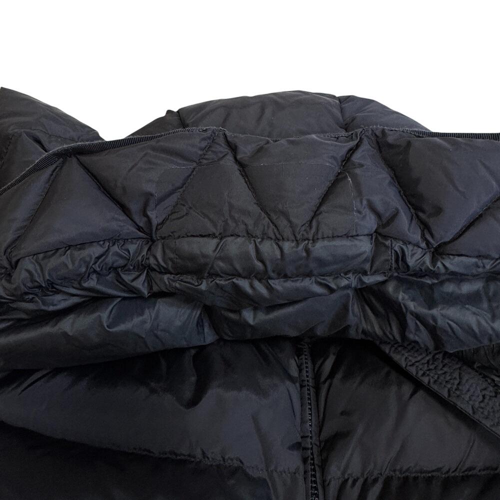Moncler Short Nylon AVOCE Down Jacket Navy Nylon Used