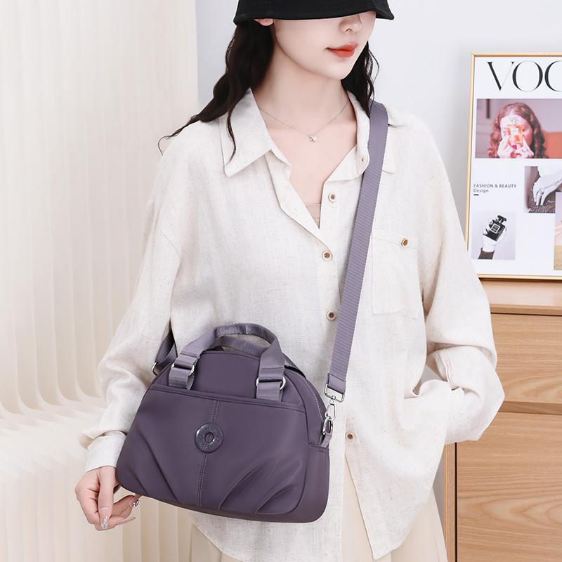 Women's Wrinkled Bag Solid Color Handbag Middle-aged Mother Bag Large Capacity Shoulder Crossbody Bag