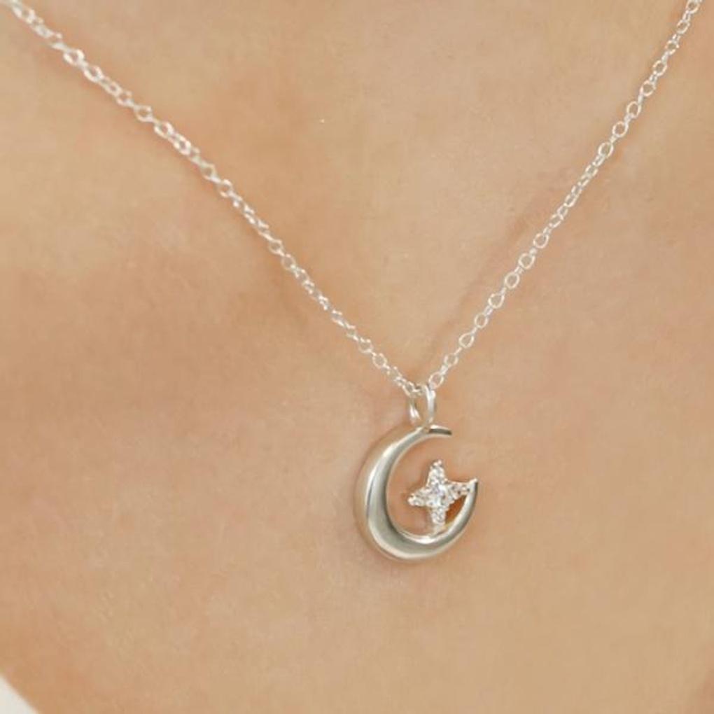 Women's Daily Accessory Sari Crescent Moon Star Necklace