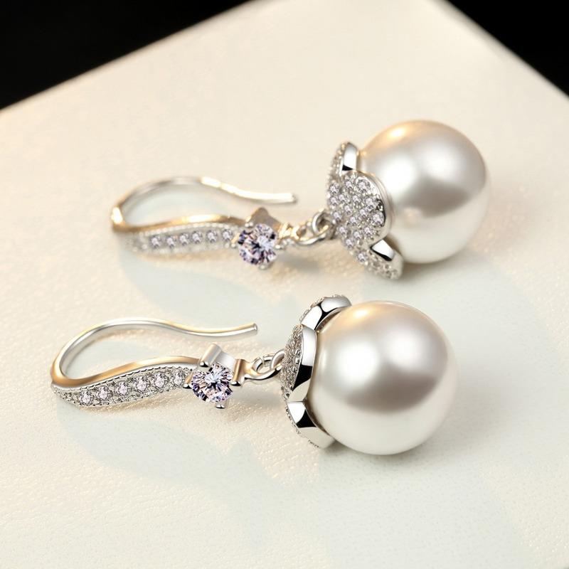 Lindon Kolczyki ze stopu miedzi z cyrkoniami Kolczyki wiszące dla kobiet Prezenty weselne