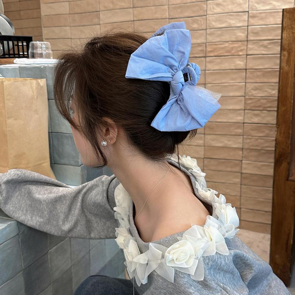 Korean High-End Acrylic Flower Hair Clip for Women - Large Shark Clip for Voluminous Styles