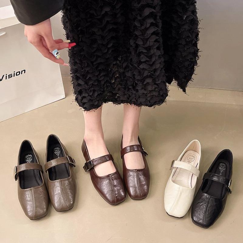 Mary Jane shoes women's autumn new one-word shallow mouth single shoes retro square head small leather shoes