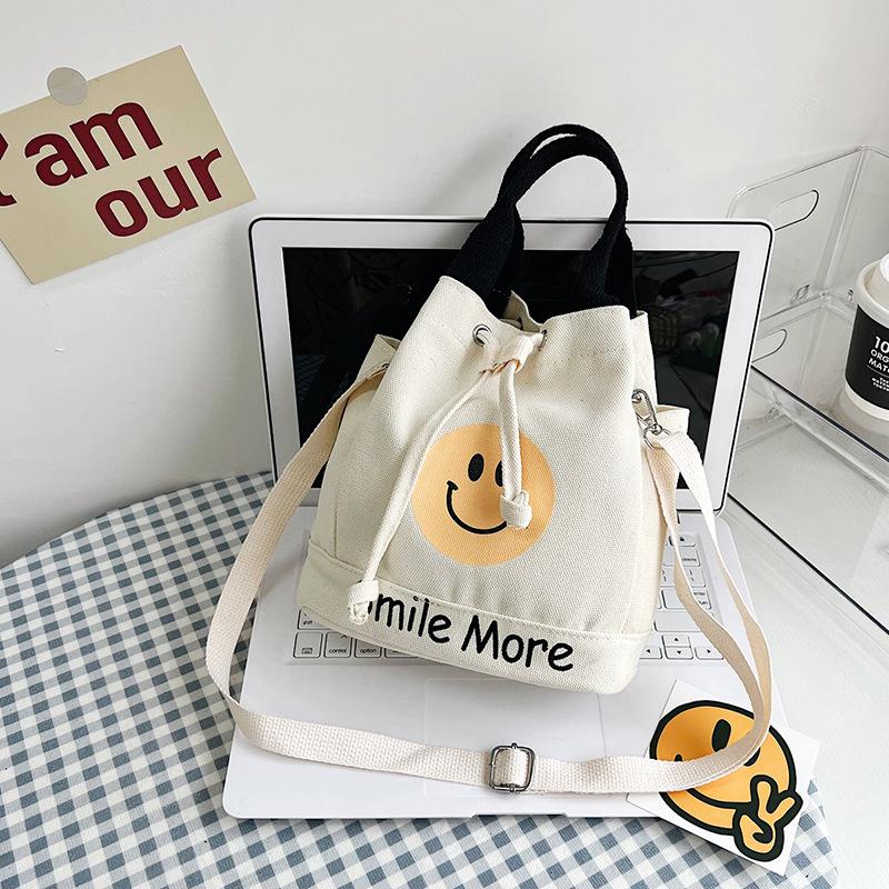 

Contrast color canvas bag New women s bag Fashion bucket bag Crossbody bag чёрный