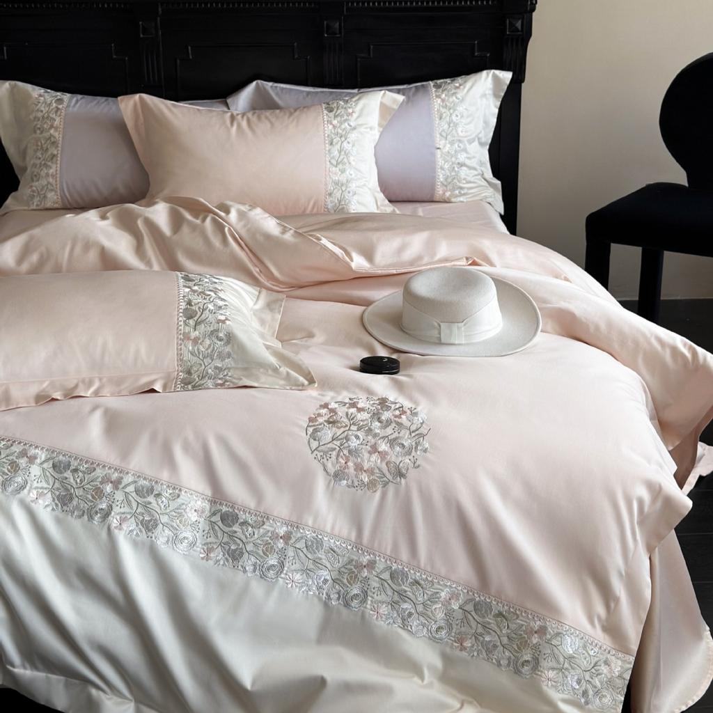 Pure Cotton Bedding Four-piece French Light Luxury Breathable Comfortable Quilt Cover Bed Sheet Pillowcase Set