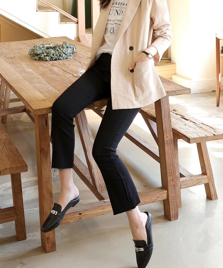 Ppaeppae Hidden Elastic Cut Semi-Bootcut Black Pants