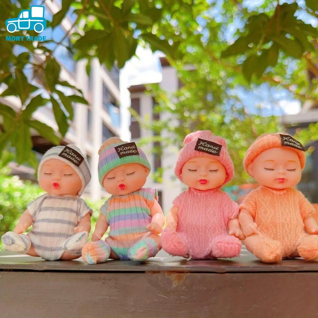 MORYTRADE Doll Set of 4 Mini Size with Dress Interior 4 Brightly Colored Dolls Costumes, Up, Object, 6+,