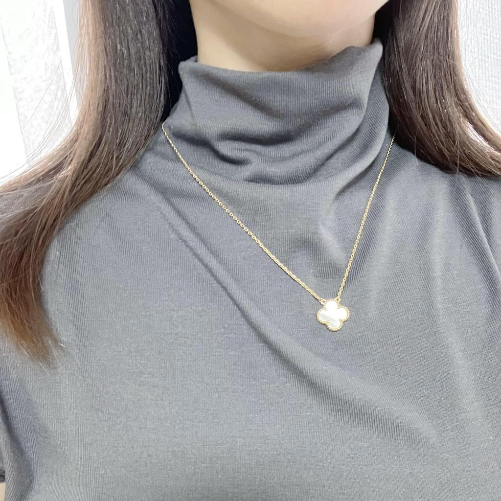 Clover Necklace in 18K Yellow 18K Clover Gift Gold, Women's, Gold, Four-Leaf Design, (A. White)