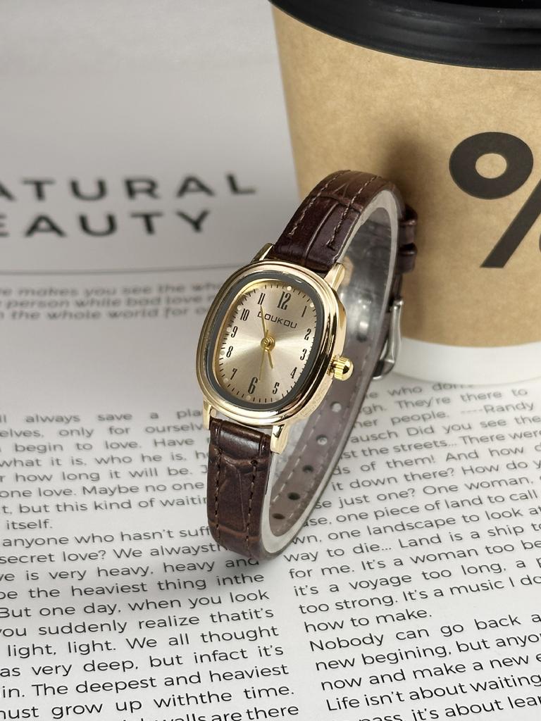 Luxury Oval Dial Women Watches Fashion Ladies Gift Dress Quartz Watches Leather Strap Student Wristwatches Dropshipping Montre