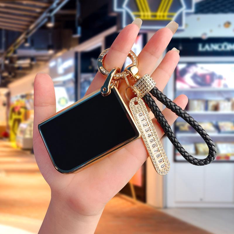 Lynk & Co 06 Key Case 2023: Limited Edition, New Model, Unisex Car Bag with Cute Buckle Shell.