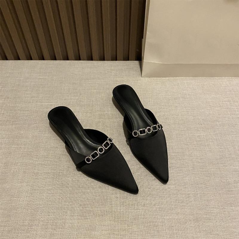 Fashion Satin Temperament Baotou Semi-slippers Autumn New Wear Chain Pointed Toe Shallow Mouth Soft Bottom Cool Mop