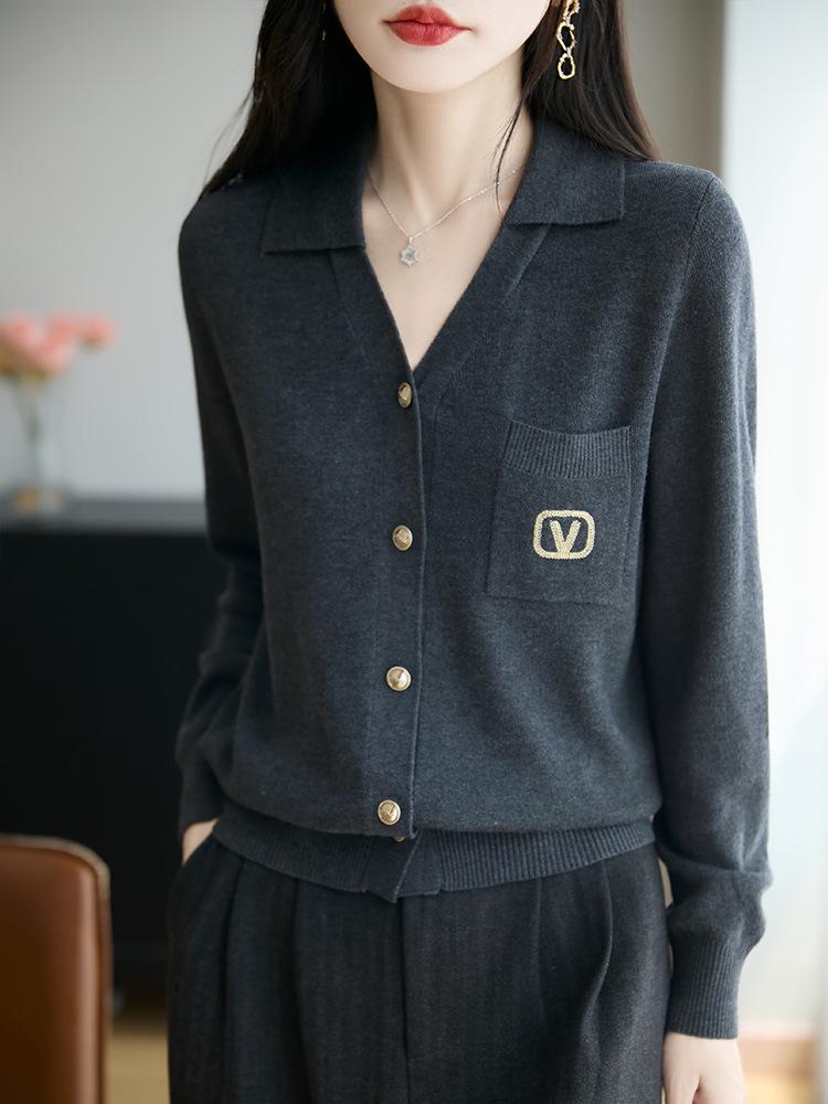 Damen 2025 V-Ausschnitt Strickjacke aus Wolle – Elegante Pendler-Oberbekleidung