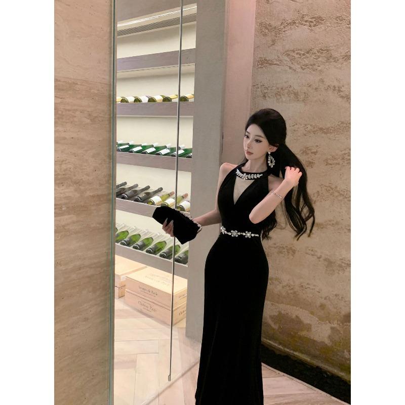 

Temperament Celebrity Heavy Industry Order Diamond Neck Light Luxury Black Dress Slim Female Golden Velvet Dress Dress L чорний
