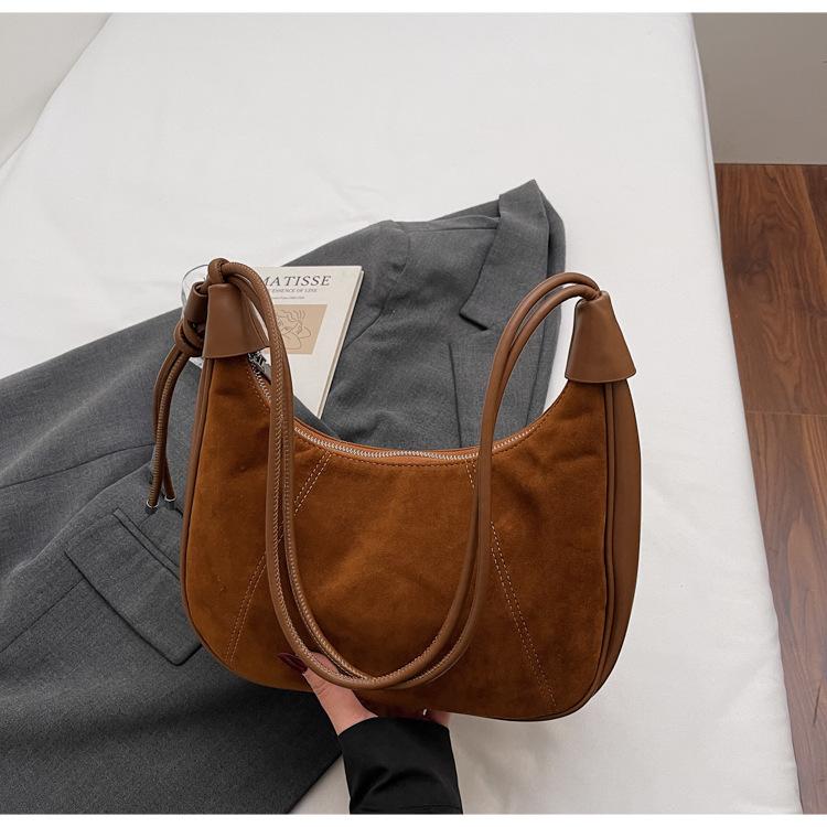 

Новая маленькая сумка женская дизайнерская нишевая сумка-полумесяц подмышку ретро зарубежный стиль плечевая сумка-мессенджер тренд