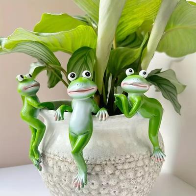 Cute Climbing Frog Figurines Flower Pot Hugger Resin Hanging Frog Sculpture Outdoor Statue Plant Pot Decorations Patio Ornaments