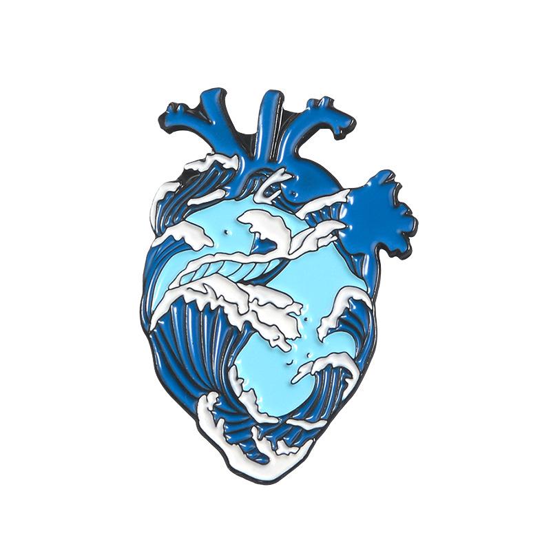 Stylish Ocean Wave and Calm Sea Heart Brooch