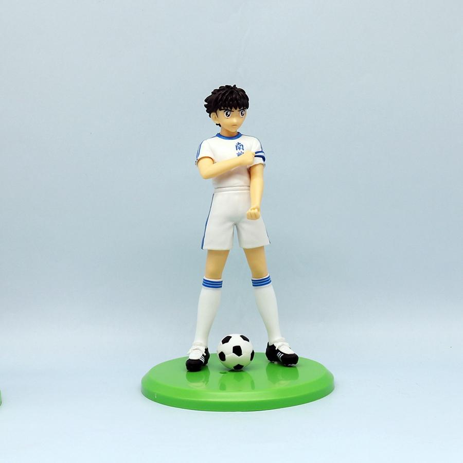 

18cm Captain Tsubasa Anime Figure Ozora Tsubasa Action Figures Hyuuga Kojirou/Wakabayashi Genzou Figurine Collection Model Playthings