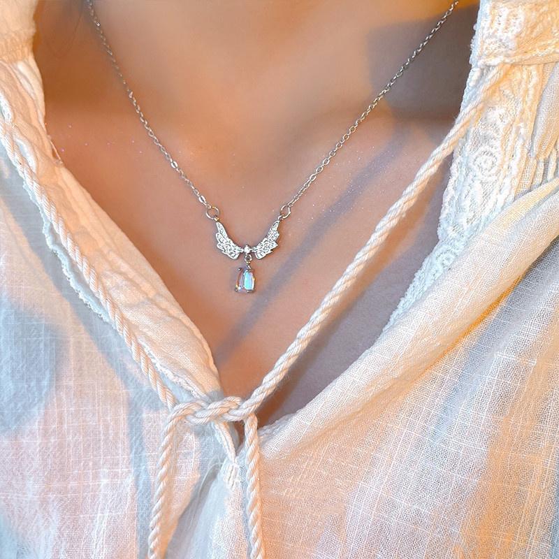 Light Luxury Angel Wings Pendant Necklace For Women Girls Fashion Exquisite Versatile Clavicle Chain Jewelry Accessories Gifts