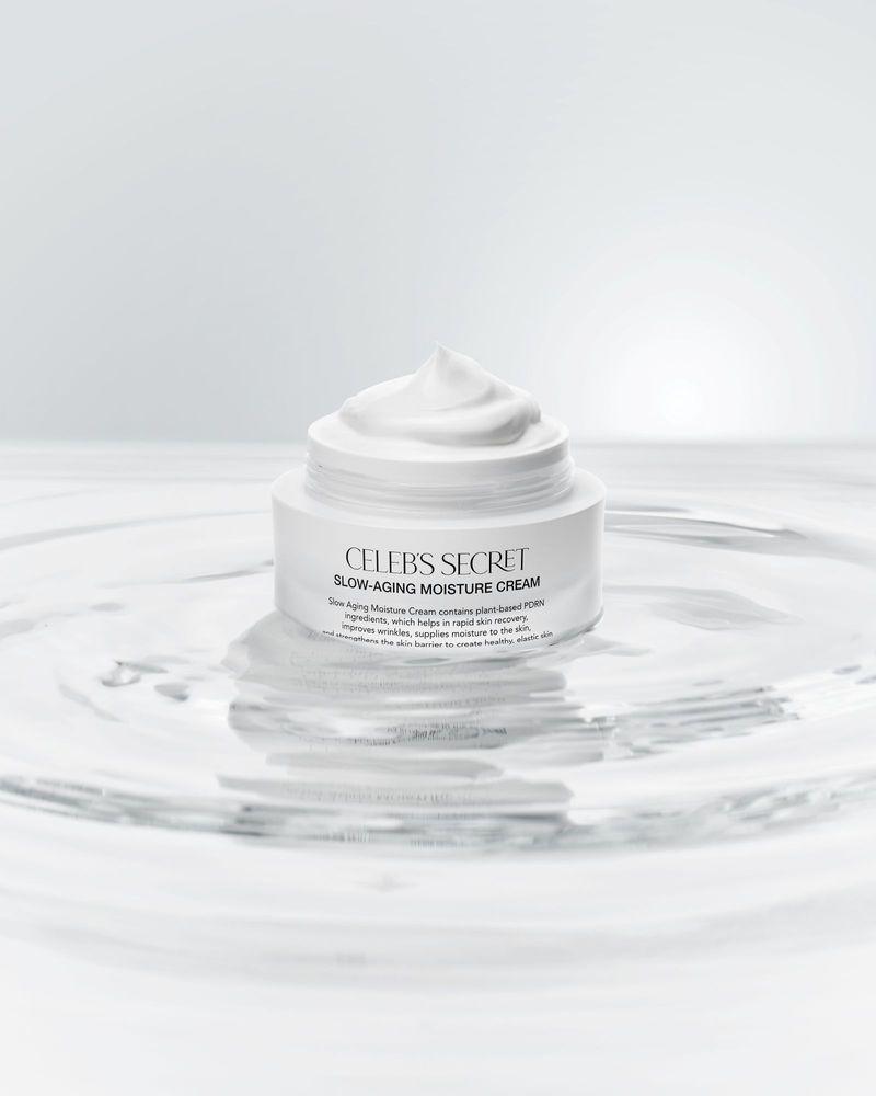 Slow Aging Moisture Cream Before and After