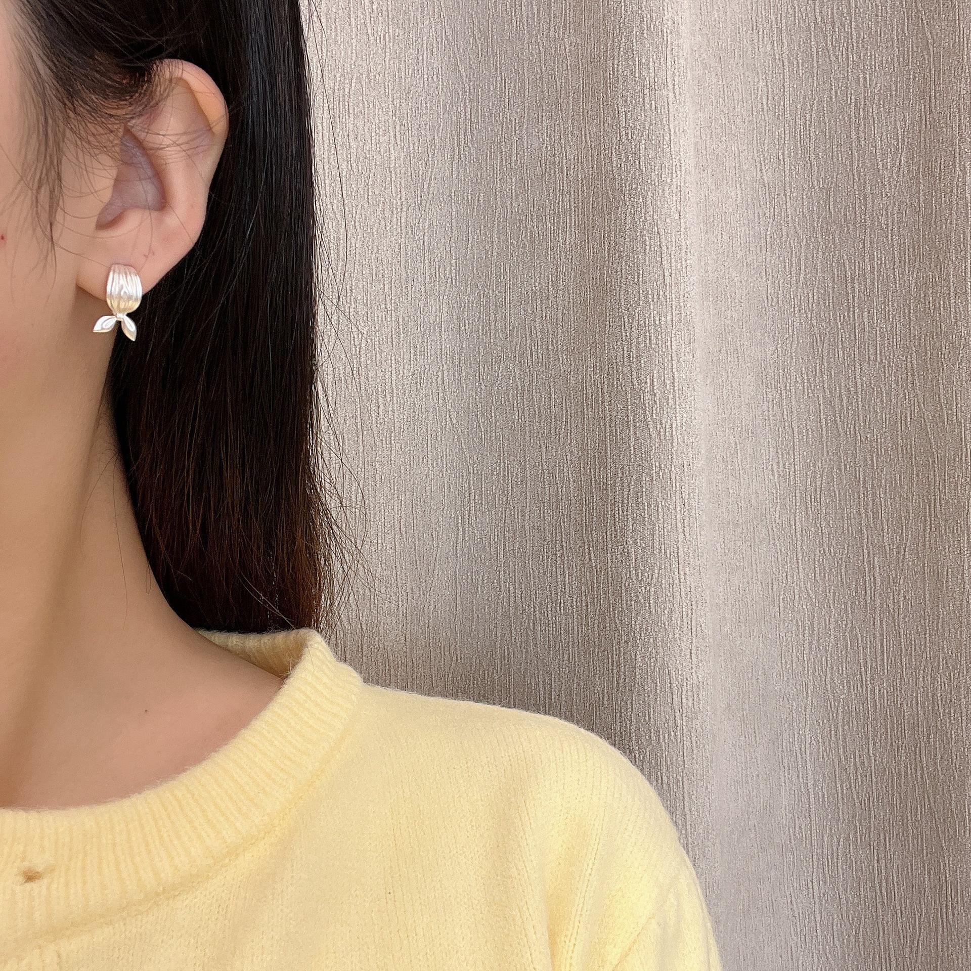 

«Элегантные серьги-гвоздики с французским бантом»: Нежная, изысканная и легкая роскошь E0906, satin bow серебряный