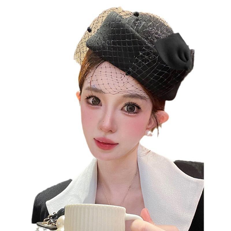High-end Hat Female Butterfly Mesh Top Hat Showing Face Woolen Jazz Hat British Stewardess Hat
