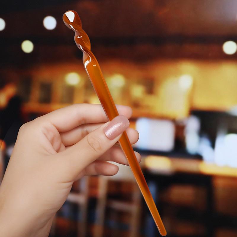Elegant Twisted Acetate Hairpin: Ancient Style Bun Accessory