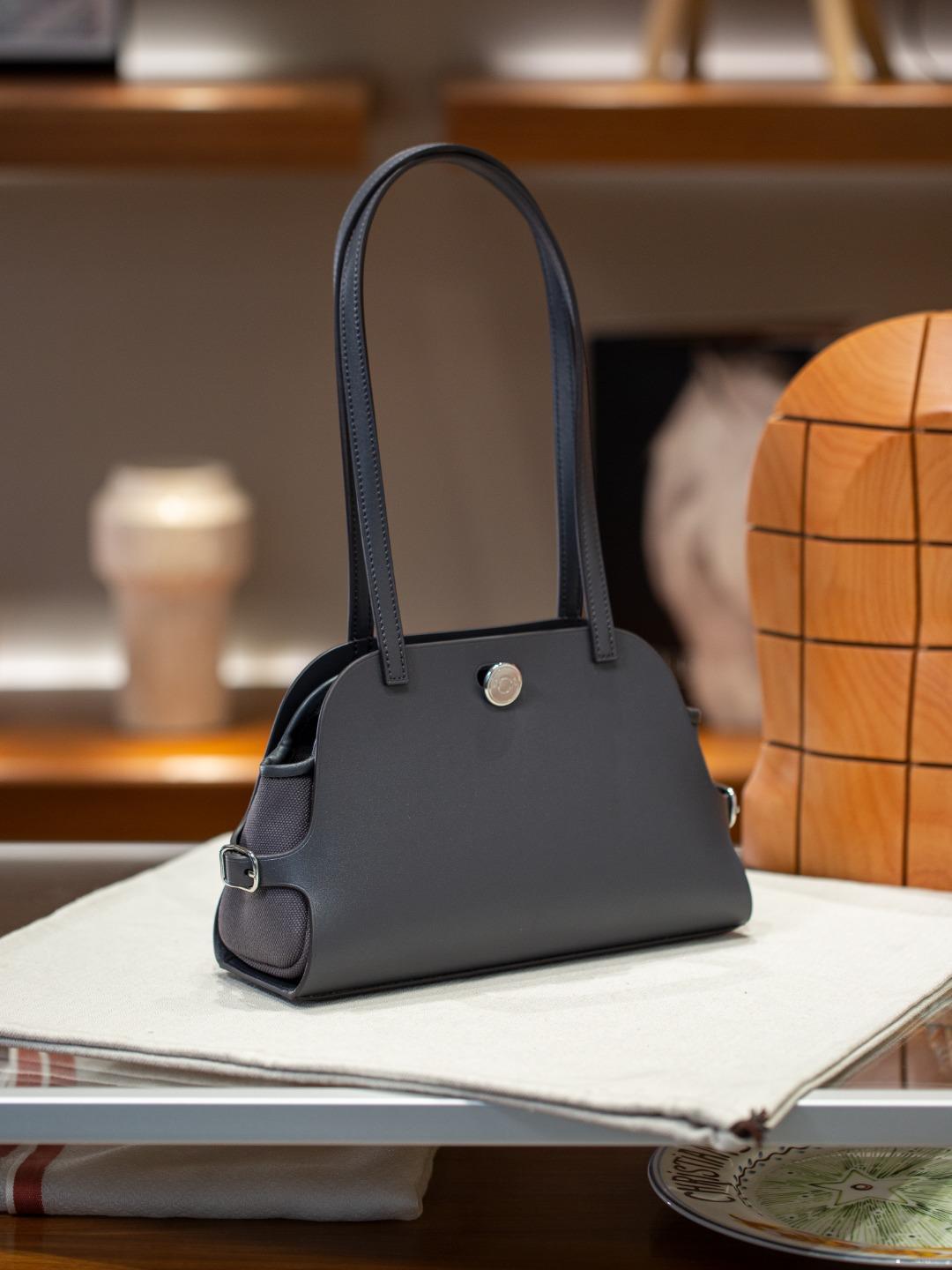 

Tabier High-End Fashion Handmade Strap Package Cowhide Retro Hundred-Piece Single Leather Bag 26cm