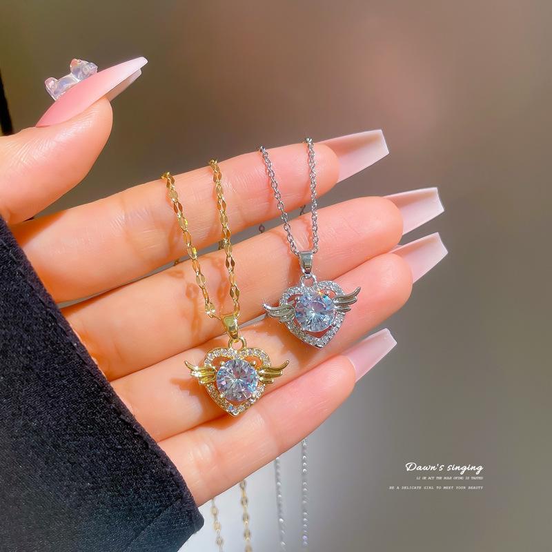 Light Luxury Micro-Inlaid With Real Gold Angel Heart Necklace Women'S New Collarbone Chain Light Luxury Niche Design