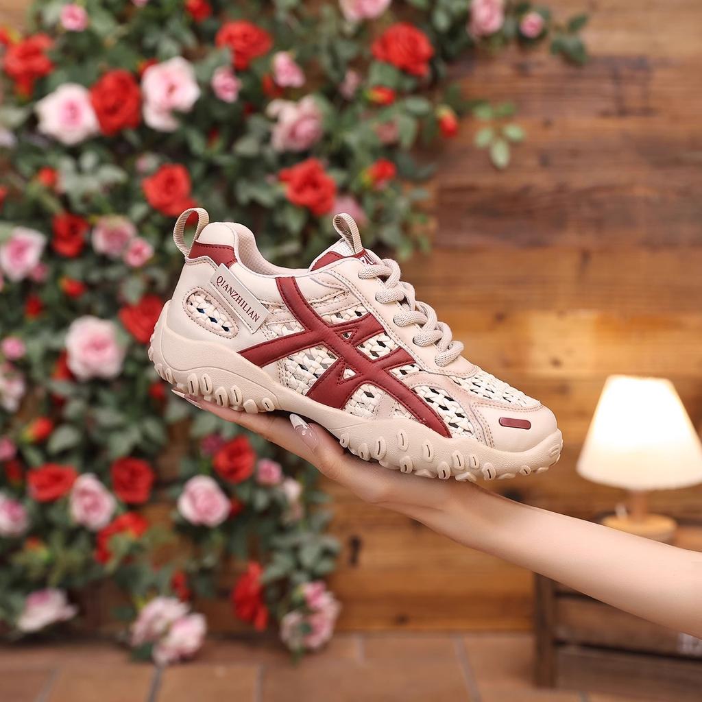 2025 New Summer Breathable Versatile Casual Sports Shoes Lightweight Dad Shoes Dexun Forrest Gump Shoes Hollow Sandals Women