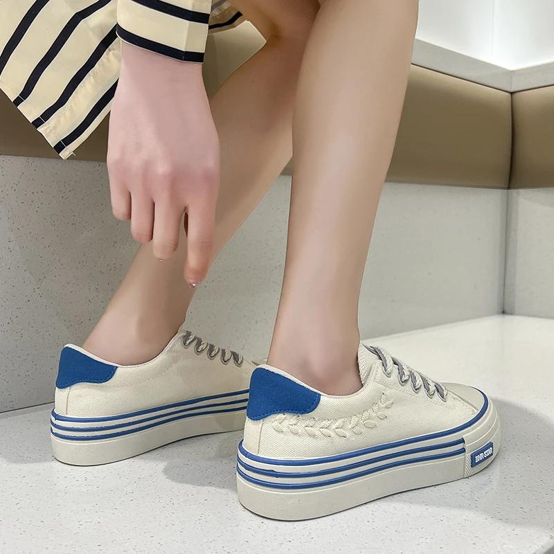 Plateau-Schuhe aus Segeltuch für Damen, die die Körpergröße erhöhen, klobige Turnschuhe für junge Mädchen, Outdoor-Sneaker für Damen, Schuhe mit dicker Sohle