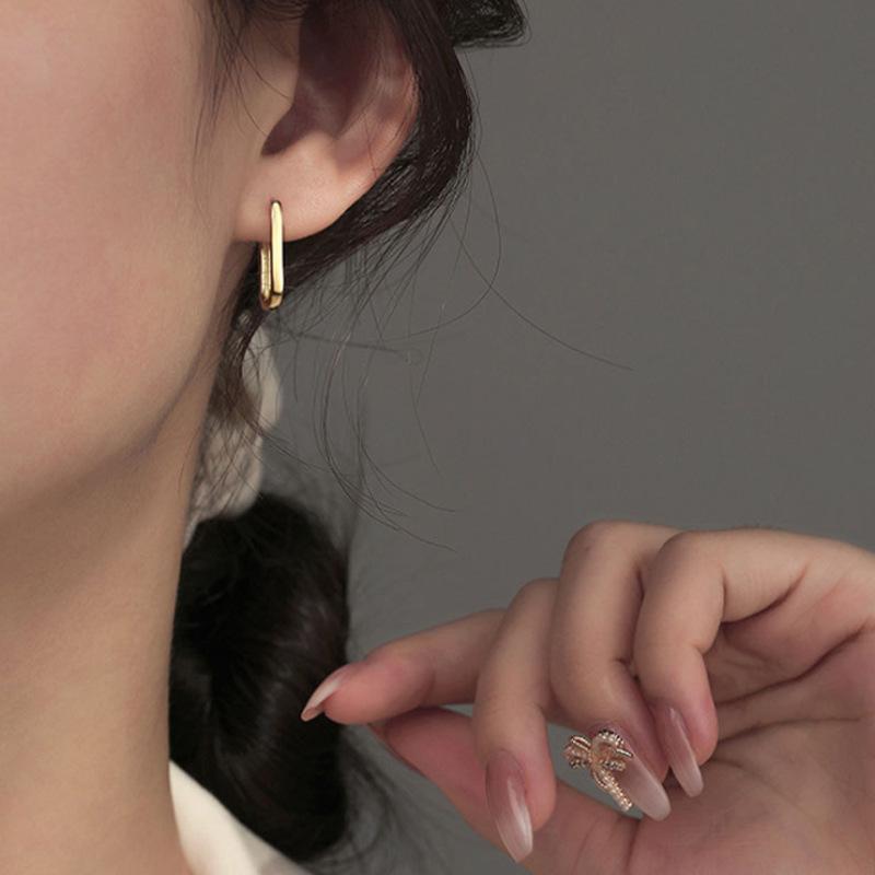 Hot Sale 925 Sterling Silver Geometric Square Hoop Earrings Simple Exquisite Sexy Jewelry Gift with Tempered Beauty