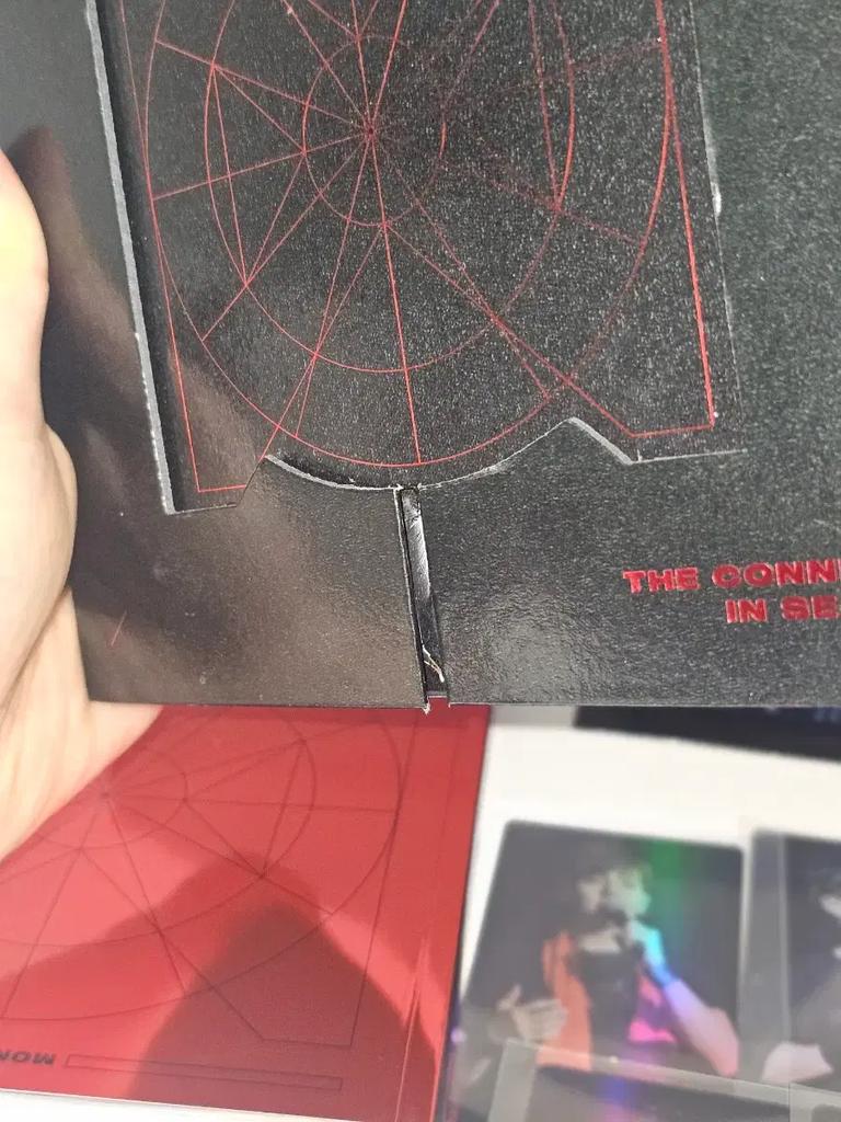 MONSTA X 2018 The Connect DVD + Photocard Used